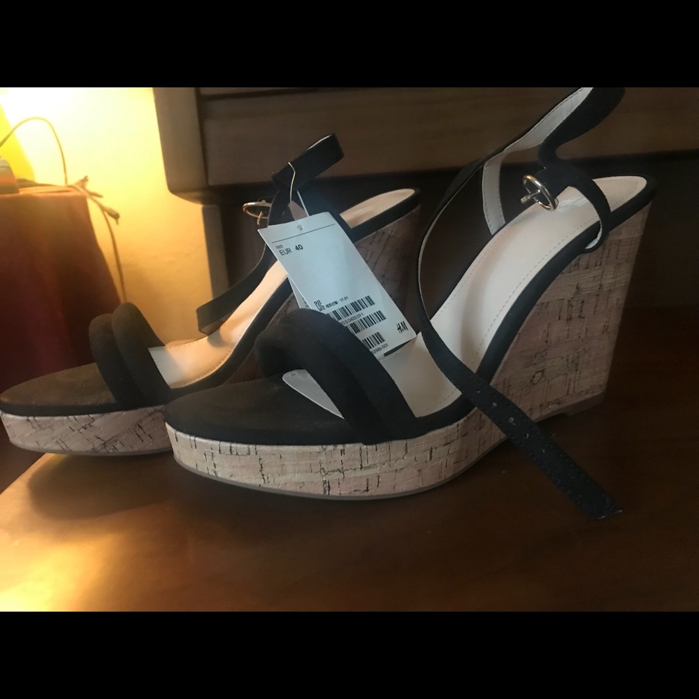 H & M wedges